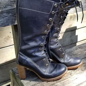 Timberland 7½ chocolate brown, 3" heel, lace-up boots